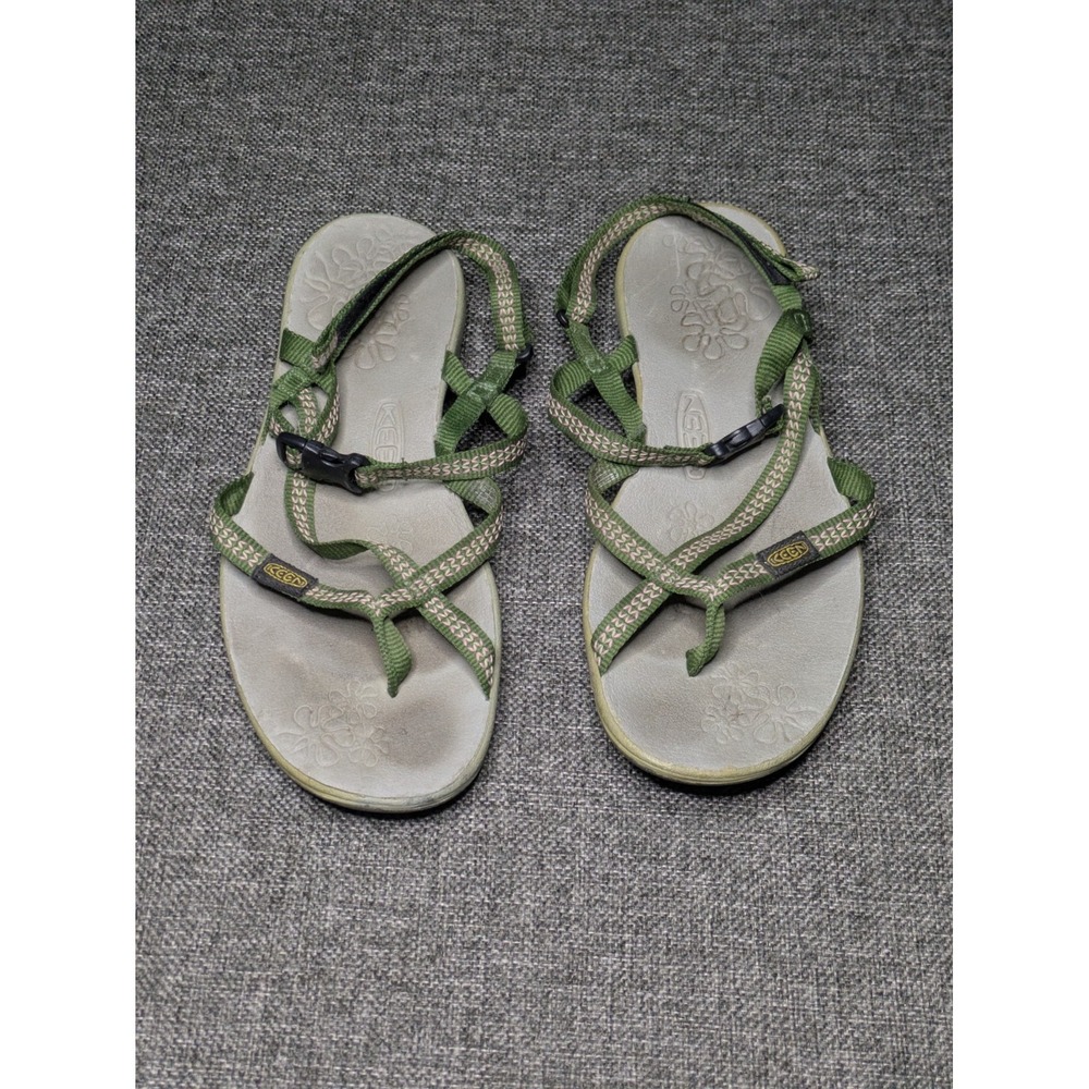 Keen Women Sandals Adjustable strap Hiking Buckle Hook and Loop Size 8 US